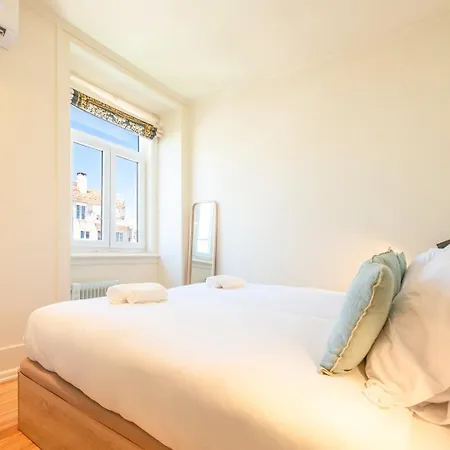 Apartment Guestready - Lisbon's Elegant Getaway Lisbon
